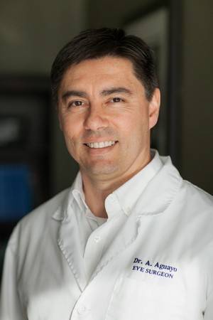 Dr. Alberto Aguayo